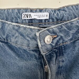 Zara Distressed Jeans